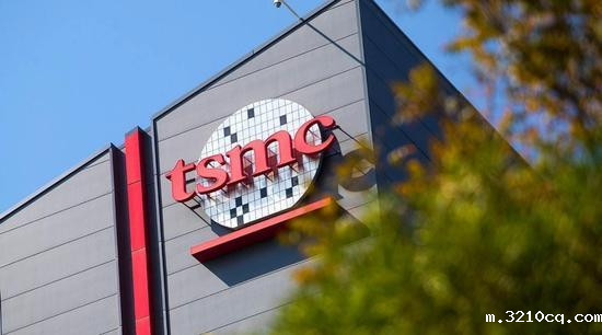 台积电今年 12 月给研发团队颁发了特别贡献奖，暗示 2nm 工艺有了新进展