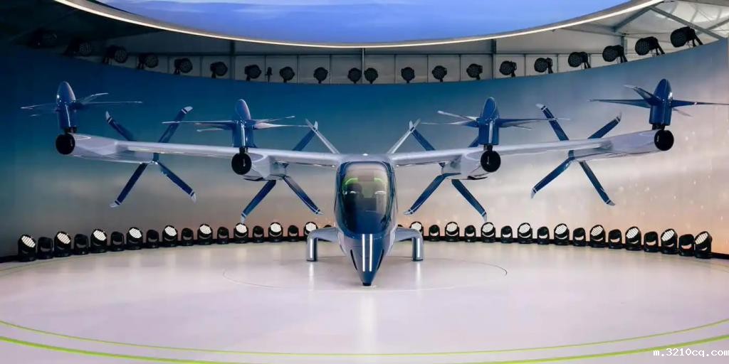 现代旗下城市空中出行公司 Supernal 在 CES 2024 上推出了其首款电动飞行出租车 S-A2