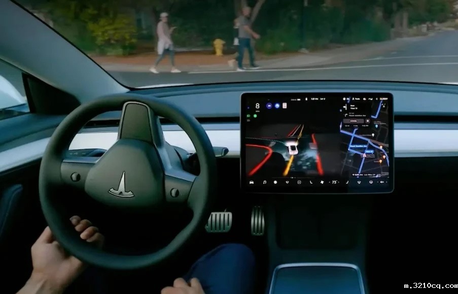 特斯拉司机过分依赖 Autopilot 酿成惨剧，被控过失杀人